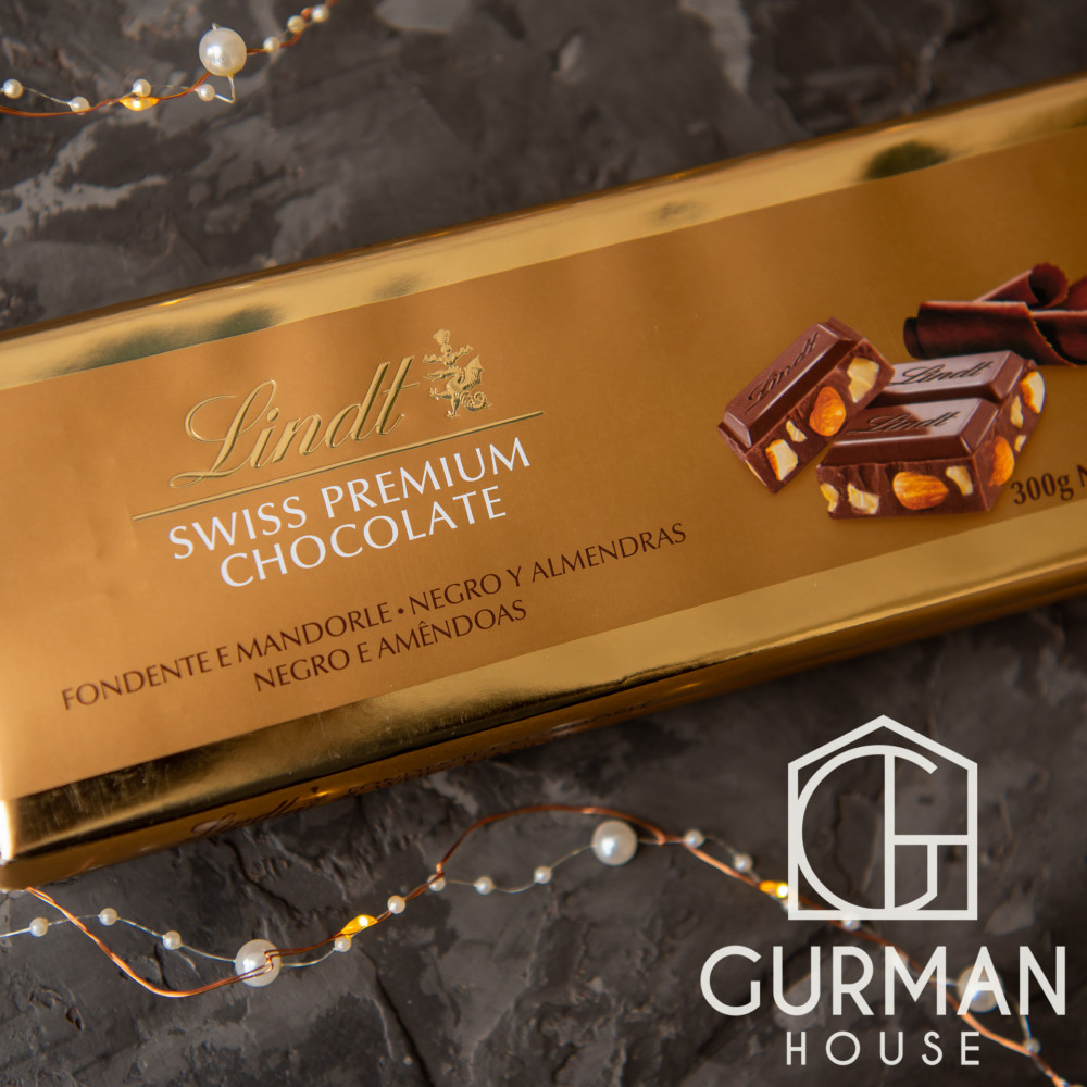 Купити Чорний шоколад Lindt Gold з цільним мигдалем 300 г в